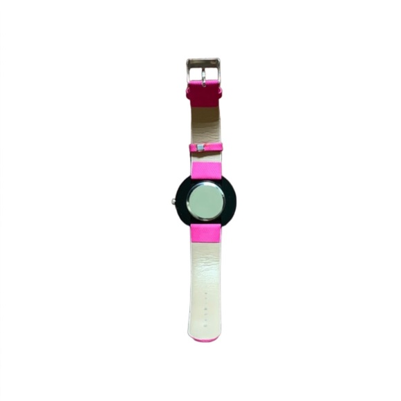 MAD Design Women’s Hot Pink Analog Wrist Watch NWOT - Picture 5 of 7